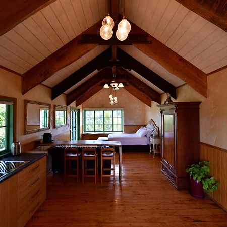 Sundance Cabin Parua Bay Exterior photo